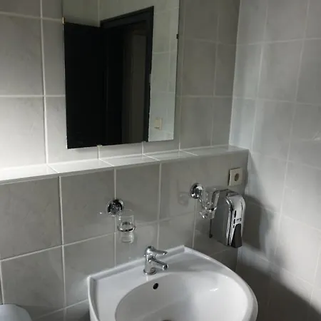 Bone To * Salzgitter