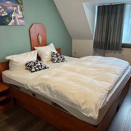 Bone To Hotel Salzgitter